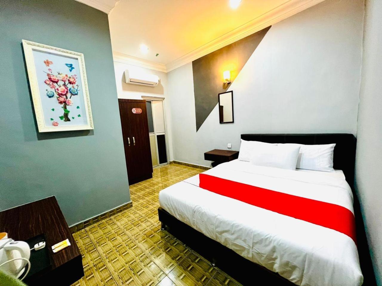 Daily Inn Hotel Mersing Exterior photo